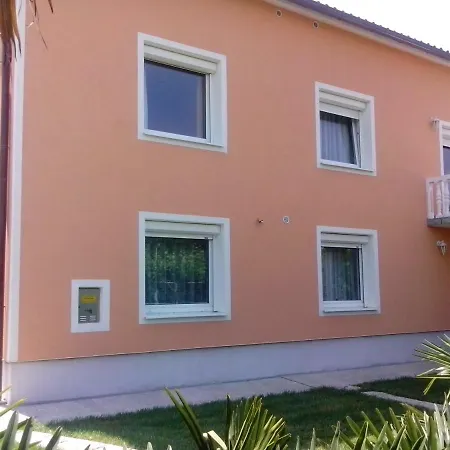 Sobe Mara Nastanitev v družini Ankaran