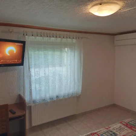 Проживание в семье Sobe Mara Анкаран