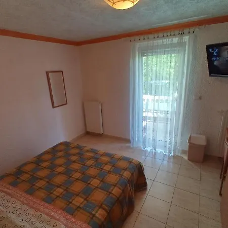 Séjour chez l'habitant Sobe Mara